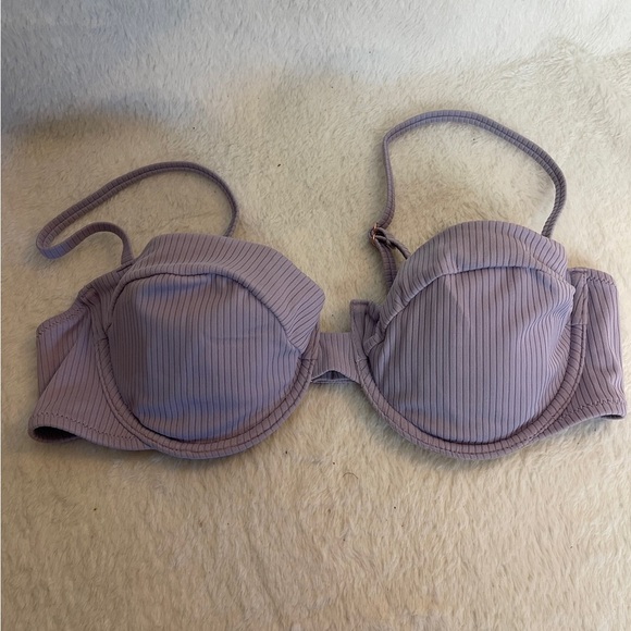 shade shore Other - Elegant Lilac bikini top